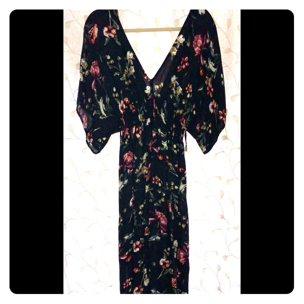 Flower print deep v neck bell sleeve maxi